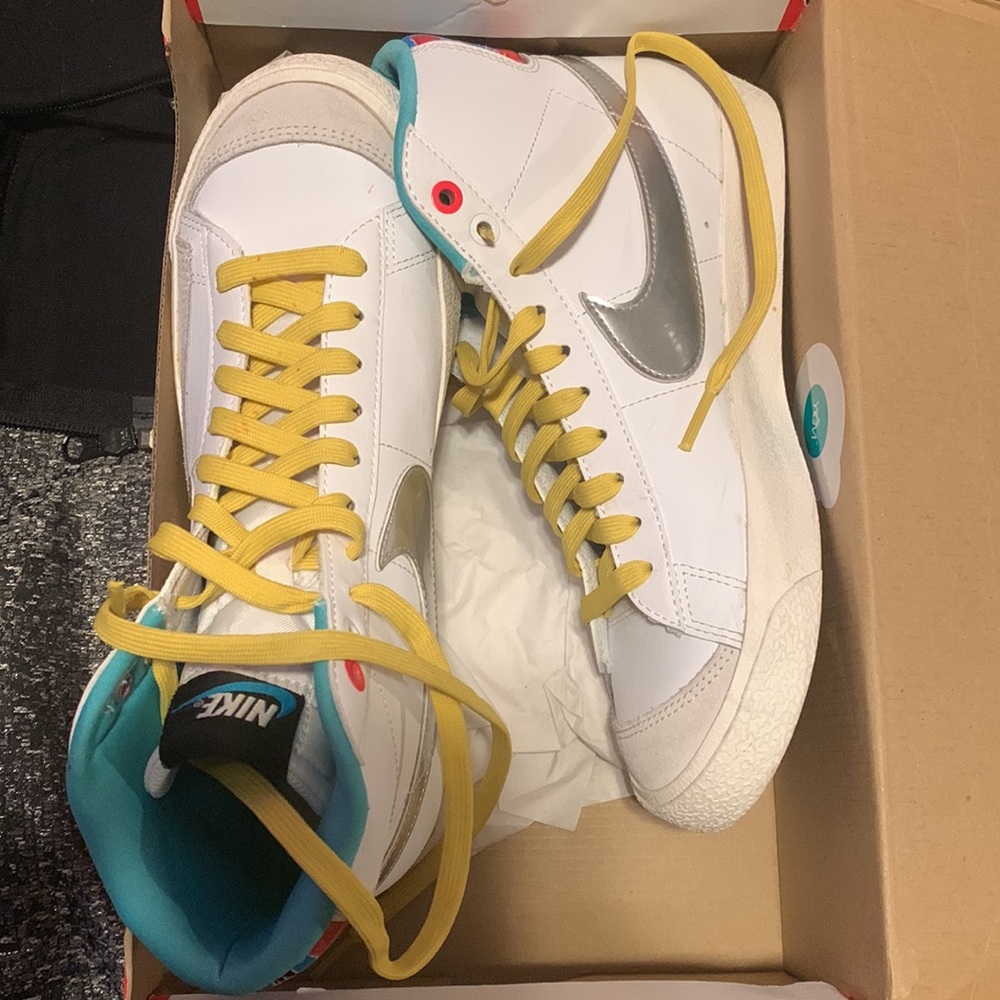 Nike Blazer - Picture 3 of 5